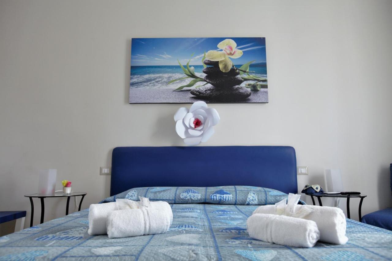 Bed and Breakfast Domus Armenio Nápoles Exterior foto